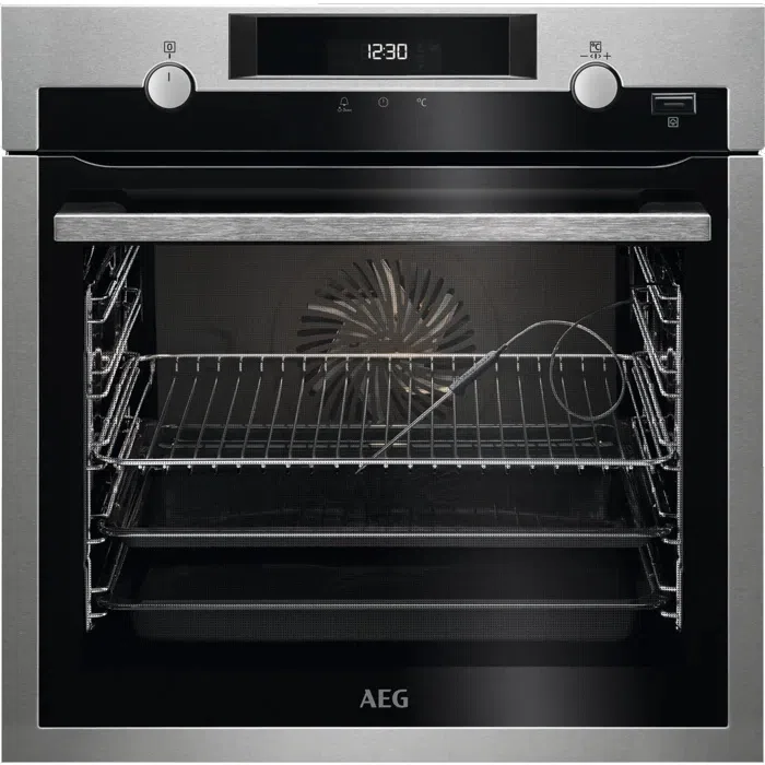Электрический духовой шкаф AEG BCE556350M