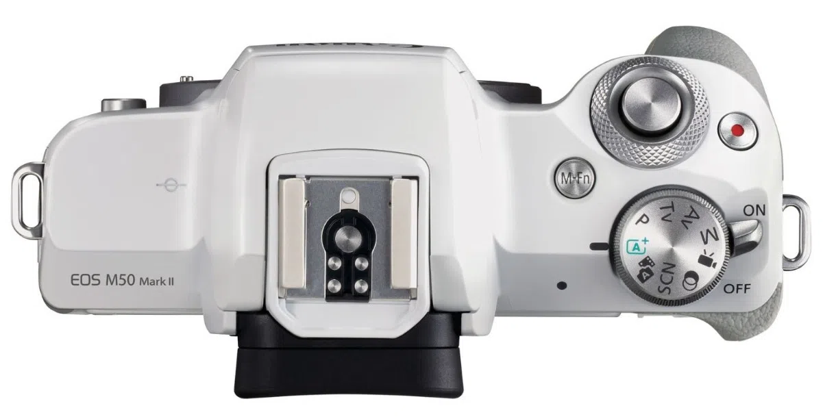 Системный фотоаппарат Canon EOS M50 Mark II + 15-45mm f/3.5-6.3 IS STM White 8