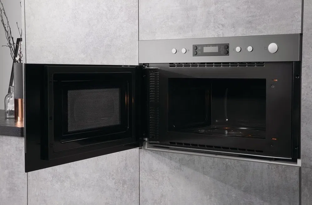 Встраиваемая микроволновая печь Hotpoint-Ariston MN 314 IX HA 3