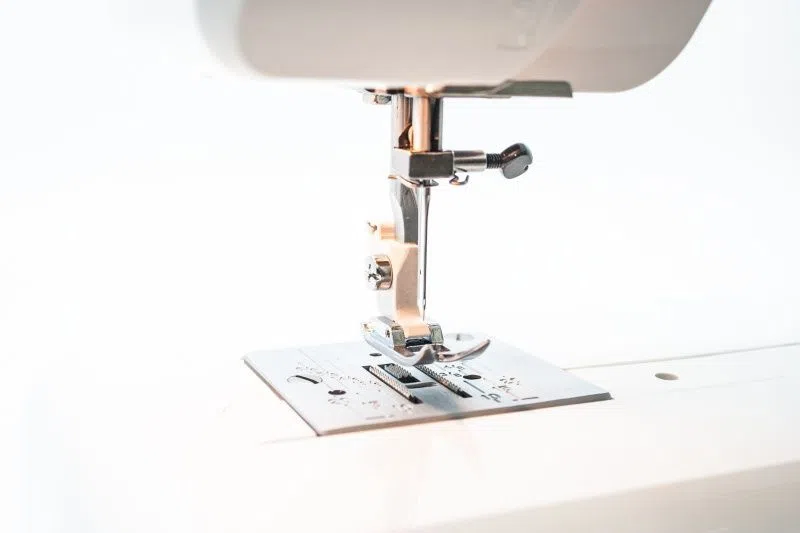 Швейная машина Janome S-19 4