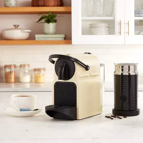 Кофемашина капсульная Nespresso Inissia Vanilla Cream 7