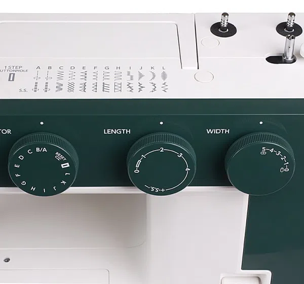 Швейная машина Janome 1522 GN 3
