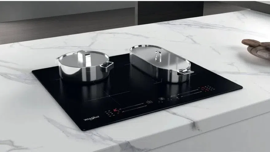 Plită încorporabilă electrică Whirlpool WB S0060 NE, Black 2