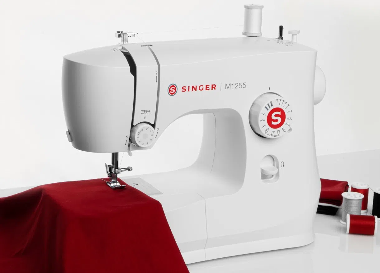 Mașină de cusut Singer M1255 2