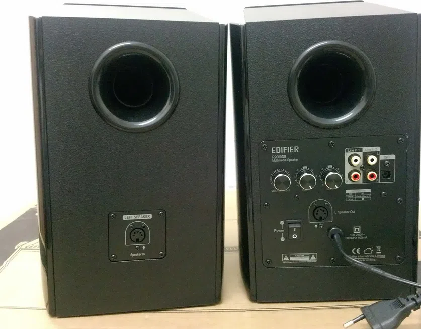 Edifier R2000DB Brown 3