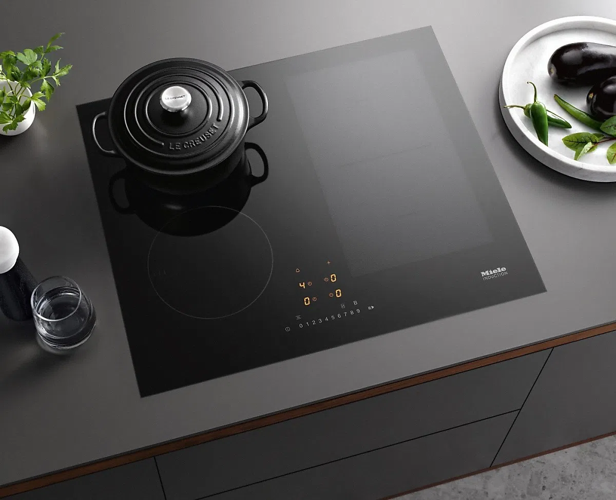 Plită încorporabilă cu inducție Miele KM 7464 FL, Black 2