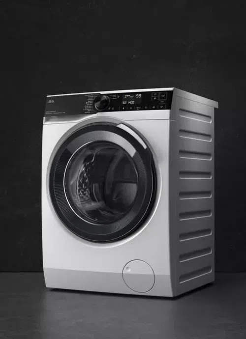 Стиральная машина с фронтальной загрузкой AEG LFR83966OE 2