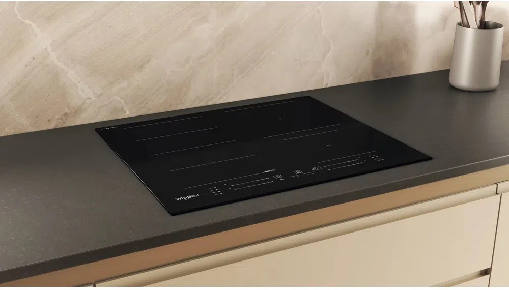 Индукционная панель Whirlpool WF S5060 CPBF, Black 2