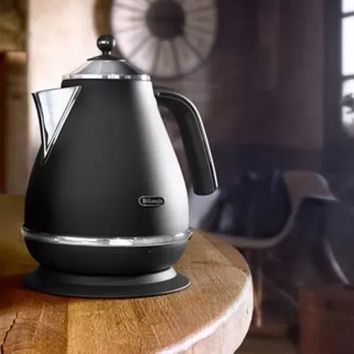 Электрочайник DeLonghi KBOV2001.BK Icona Vintage Black 5