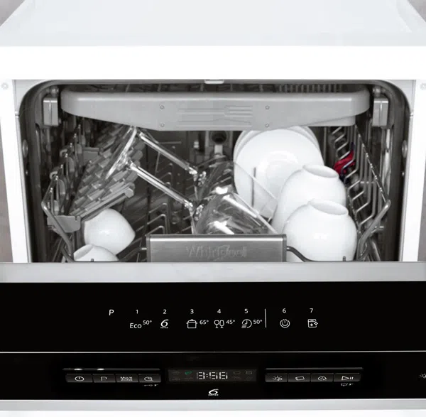 Посудомоечная машина Whirlpool WSFO 3023 PF 3