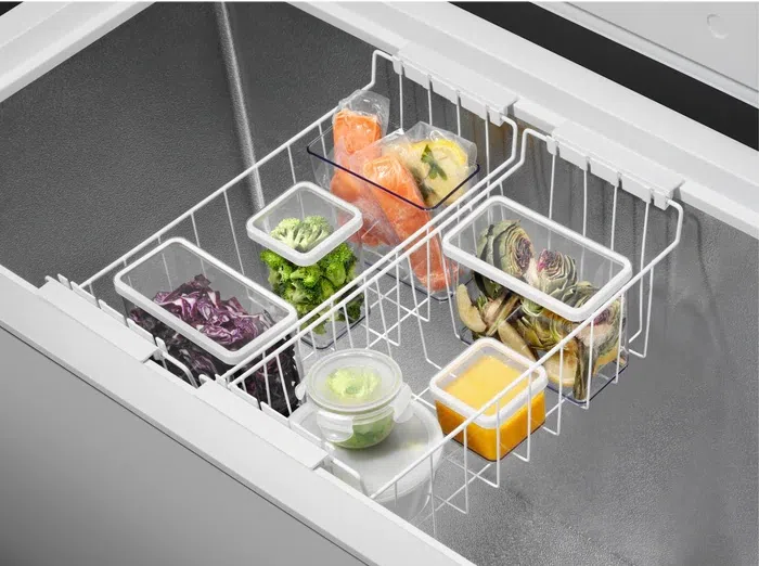 Морозильный ларь Electrolux LCB3LF26W0 2