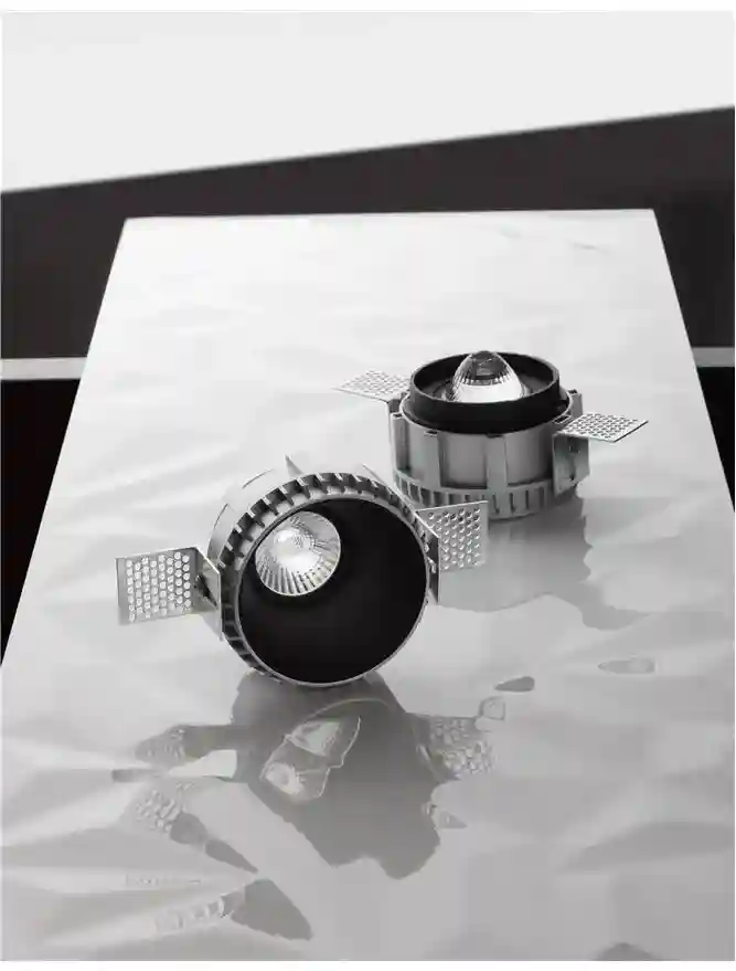 Черный
