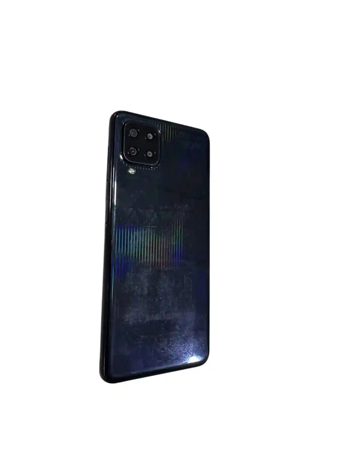 M325 M32 6 GB / 128 GB