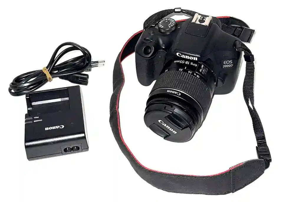 Canon EOS 2000D