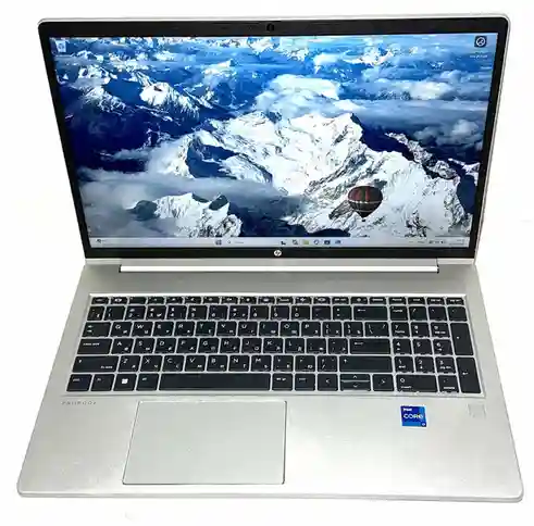 HP ProBook 450 G8 / 11th Gen Intel Core i7-1165G7 / Intel Iris Xe Graphics / 2022