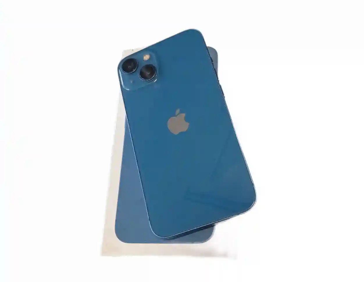 Apple iPhone 13  4 GB/ 128 GB/