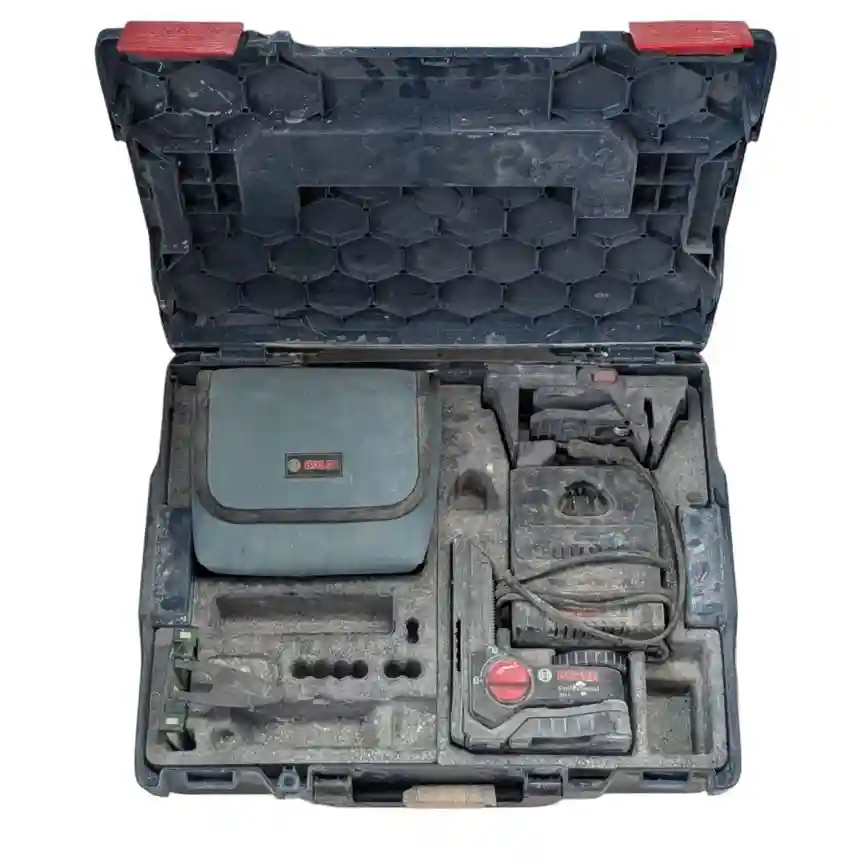 Лазерный нивелир Bosch GLL 3-80 CG