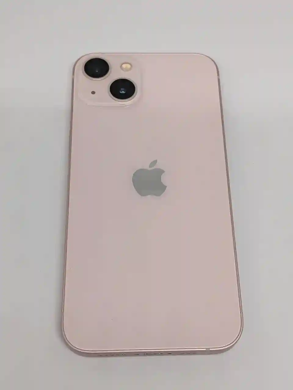 Apple iPhone 13  4 GB/ 128 GB/