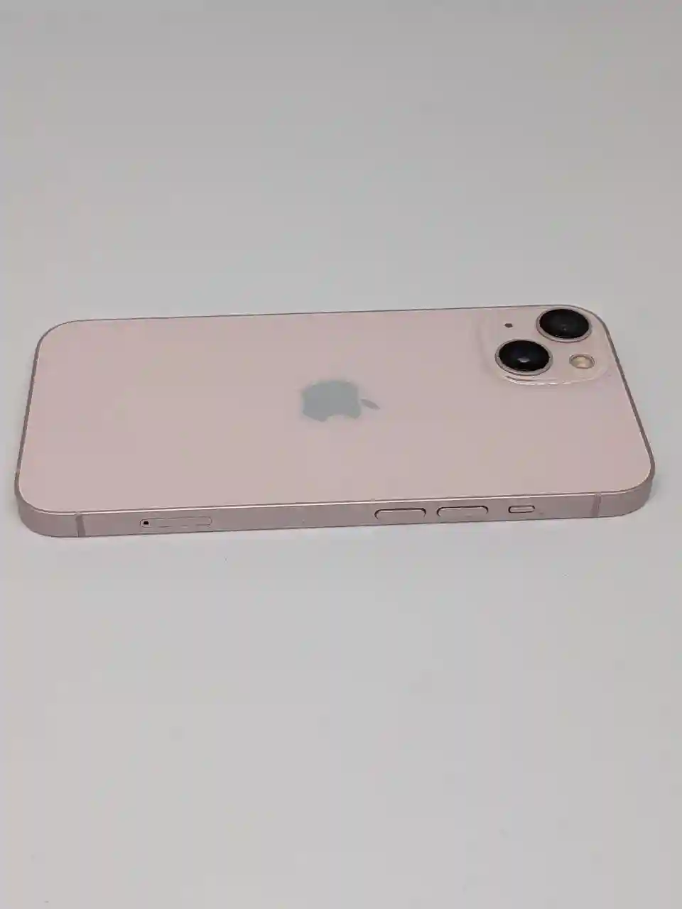 Apple iPhone 13  4 GB/ 128 GB/