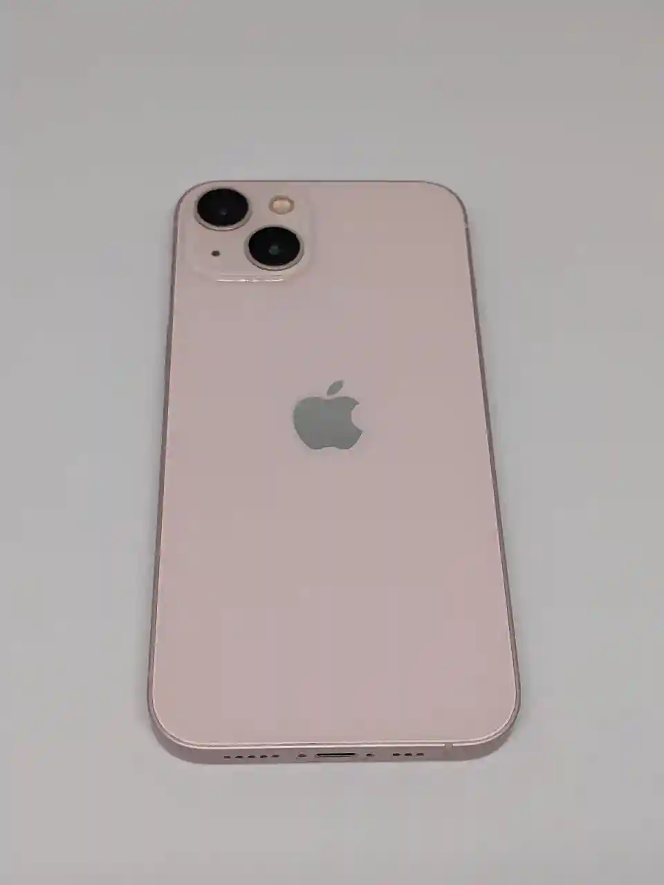 Apple iPhone 13  4 GB/ 128 GB/