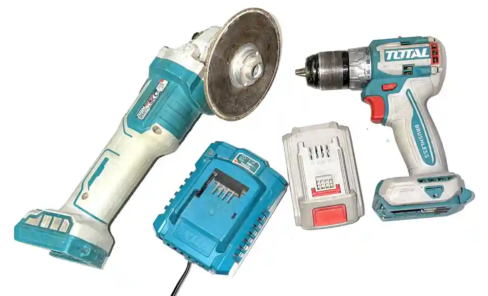 TOTAL TAGLI201158 + TOTAL TDLI20602