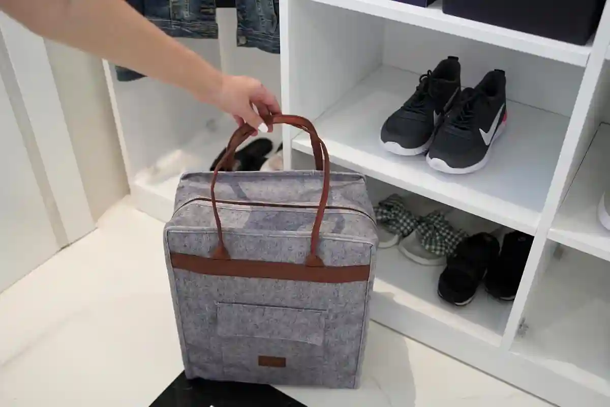 Geantă pentru încălțăminte Felt Styles cu mânere de piele 35X22X40 cm Gri