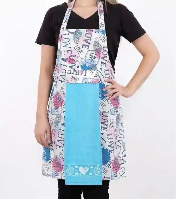 Кухонный фартук Love с голубым полотенцем