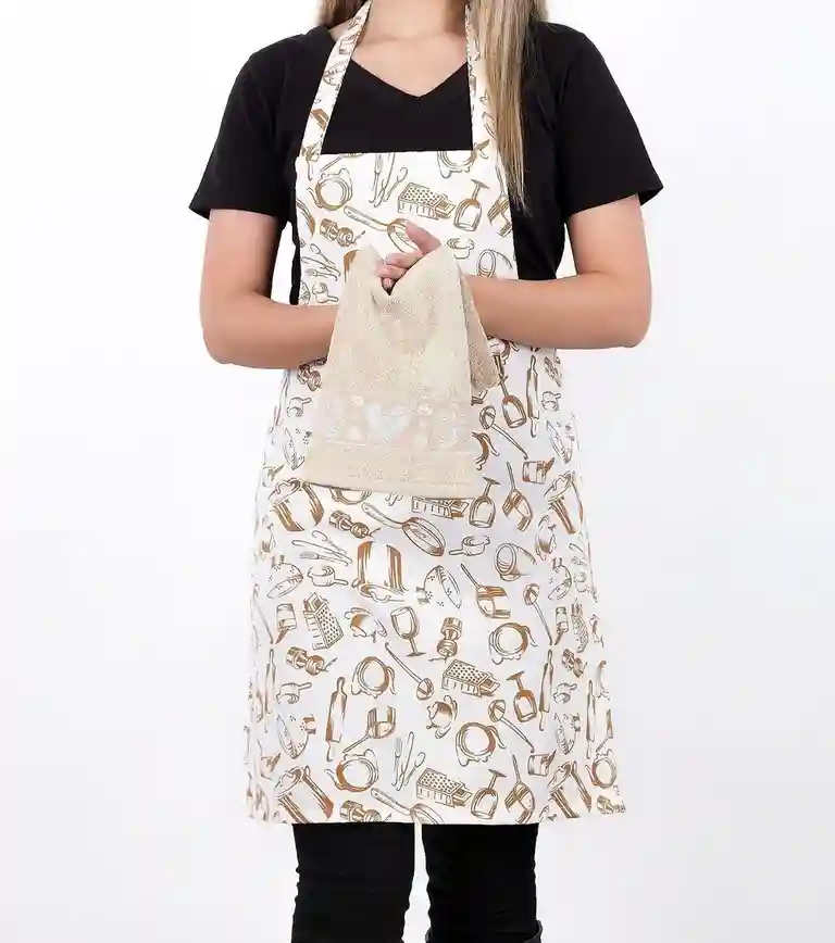 Кухонный фартук Kitchen Beige с кремовым полотенцем