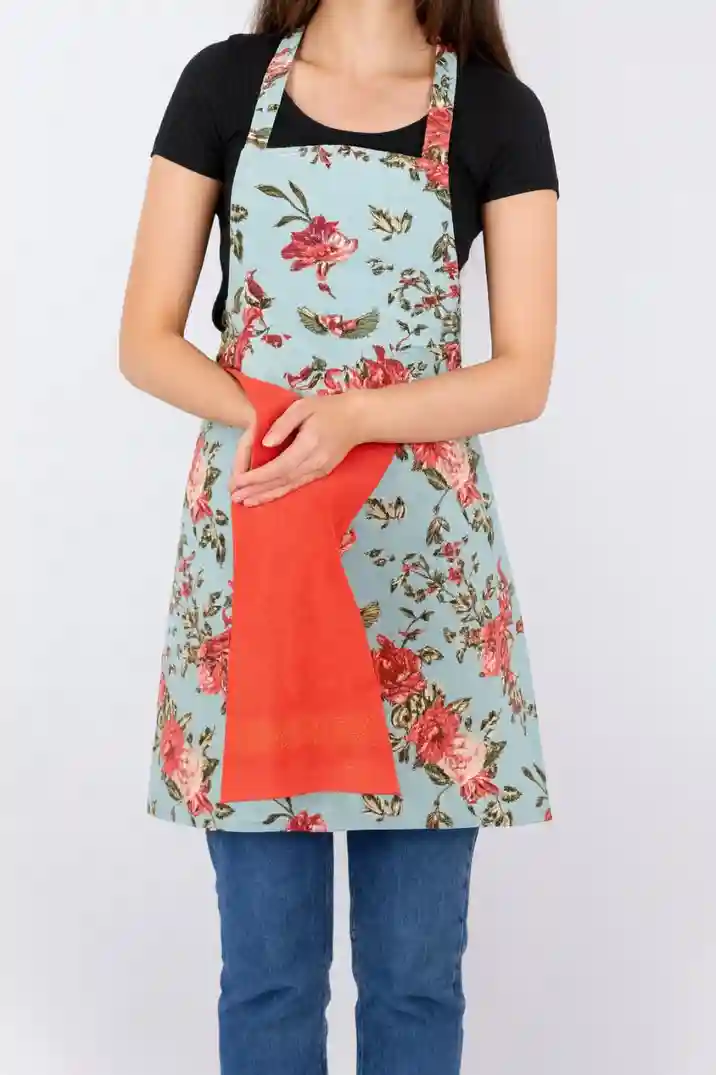 Кухонный фартук Floral Roșu с красным полотенцем