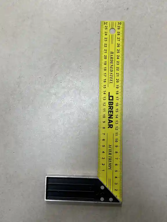 Угольник строительный 350 мм