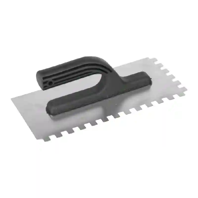 Зубчатый шпатель 13×27 см с пластиковым бойком, зуб 6 мм