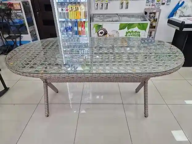 Стол из ротанга 180х100см