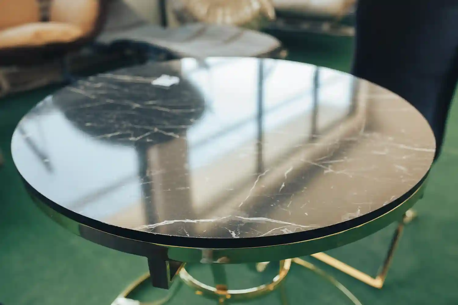 Masă ORIGINAL rotunda Neagra