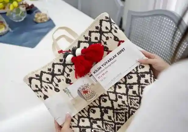 Корзина для хранения в виде ковра 37х30 см