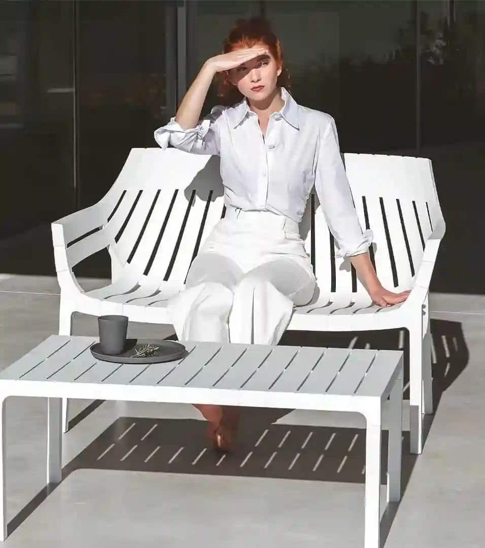 Set de mobilier de grădină HILTON 4 piese Alb