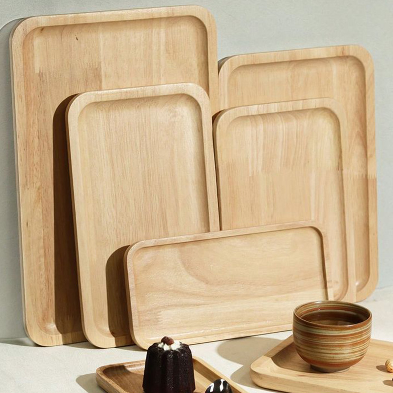 Сервировочные блюда и подносы