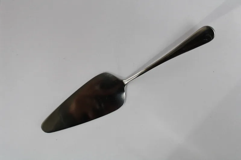 M08-345 Лопатка для торта 1 шт 1/600