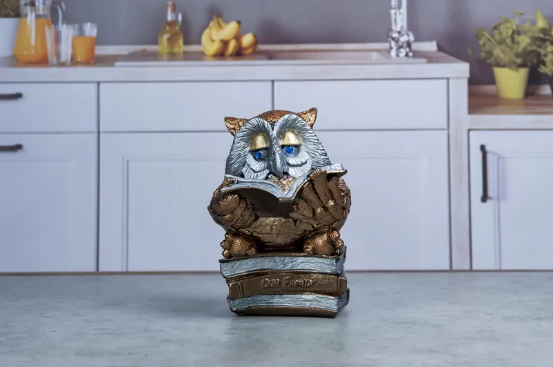 Сова с книгой читает №2 бронза 26см 1/6