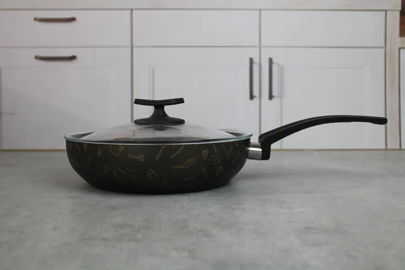 MS.STP.24, СКОВОРОДА СО СТЕКЛЯНОЙ КРЫШКОЙ 24 СМ 1/6