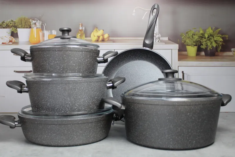 WM.SET.9 grey, Н/Р 9 ПРЕДМЕТОВ: КАСТРЮЛЯ 20-24-28 СМ+ СОТЕЙНИК 28 СМ+ СКОВОРОДА 28 СМ 1/1