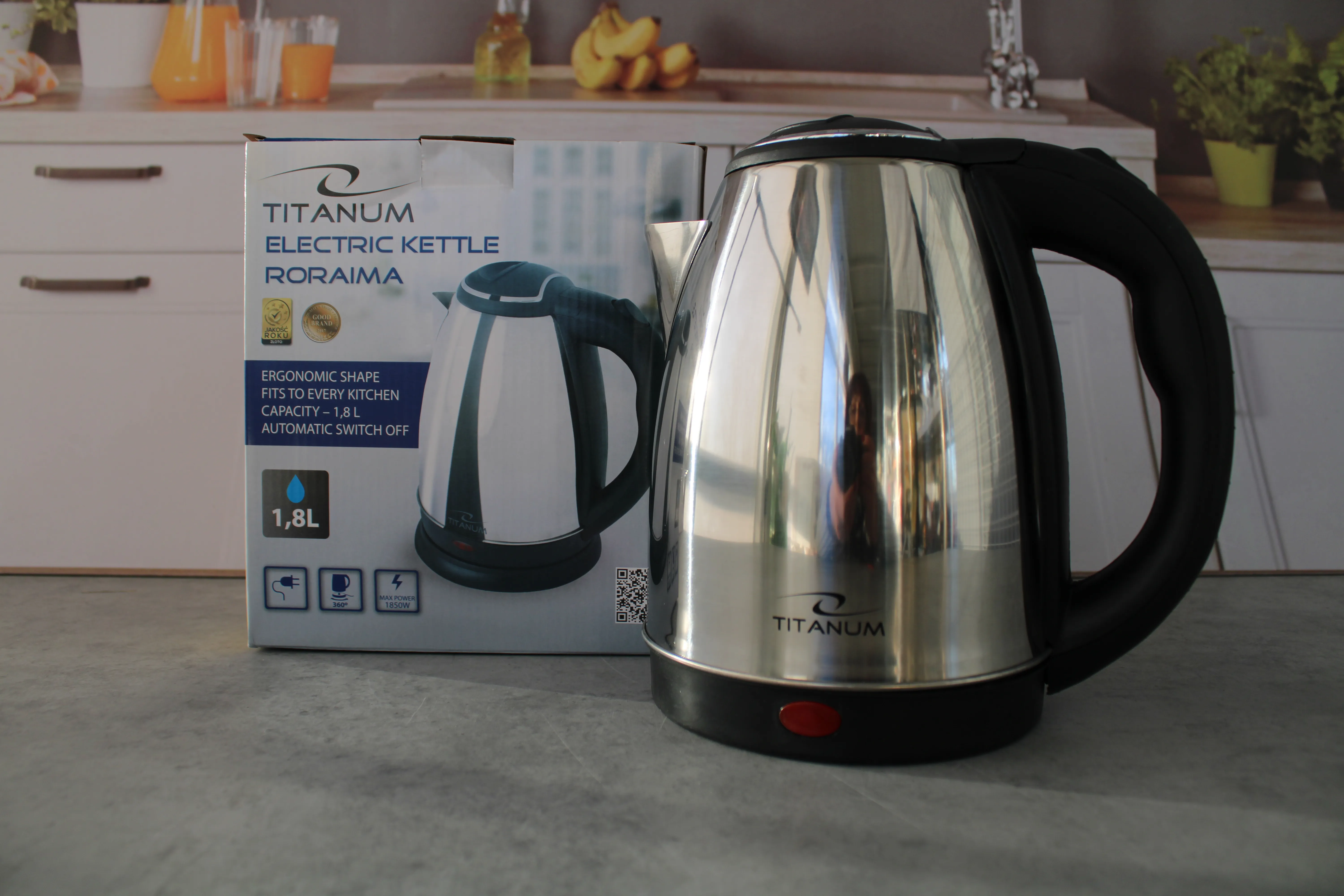 Чайник Titanium RORAIMA TKK001S 1800Вт