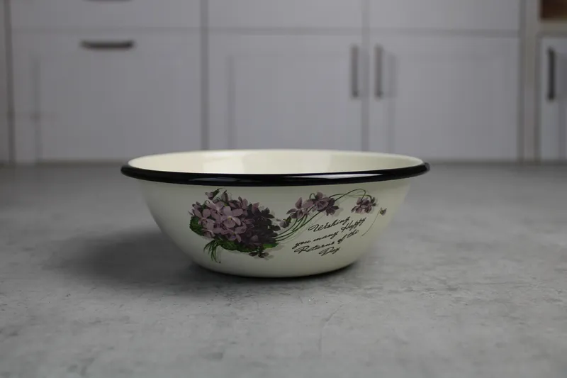 NM-2287 i0305/2 Strachina Виола (молочная) 0.6L (1/32)