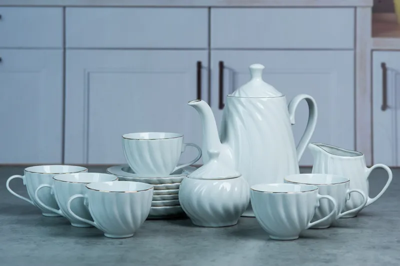 516 17 Pieces Carmen Tea Set 1/4