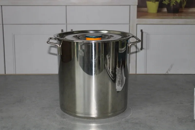 433-8L Cratita inox cu capac 8L 1/28