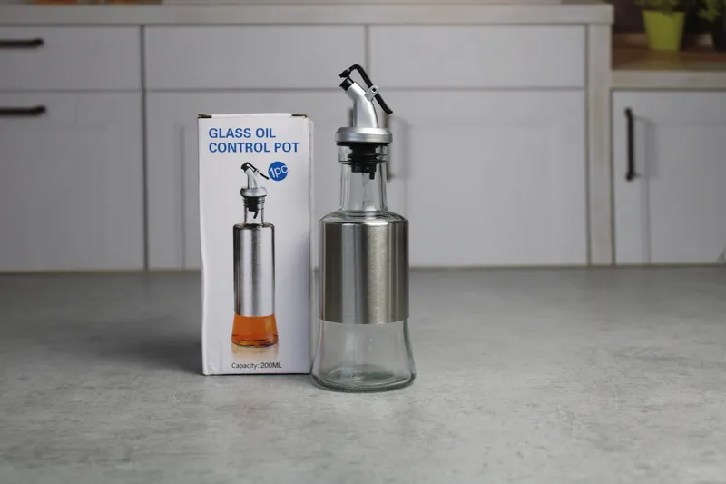 8030-200ml Recipient ulei 200ml 1/80