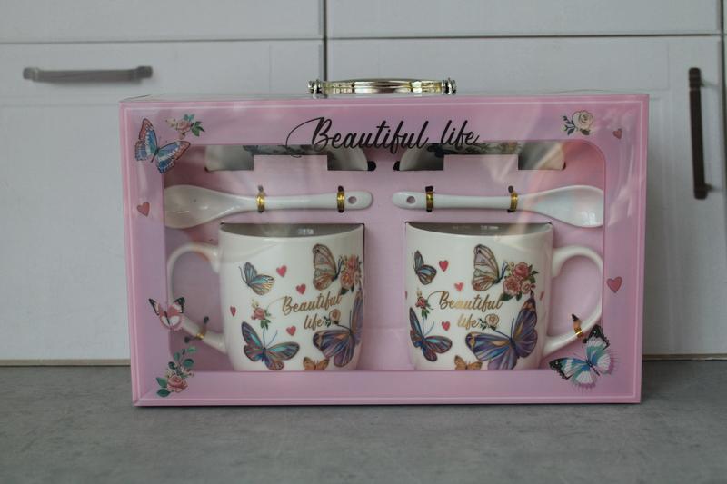 HK2125 Set cadou 6pcs: 2 cani+ 2 linguri+ 2 capace 1/36