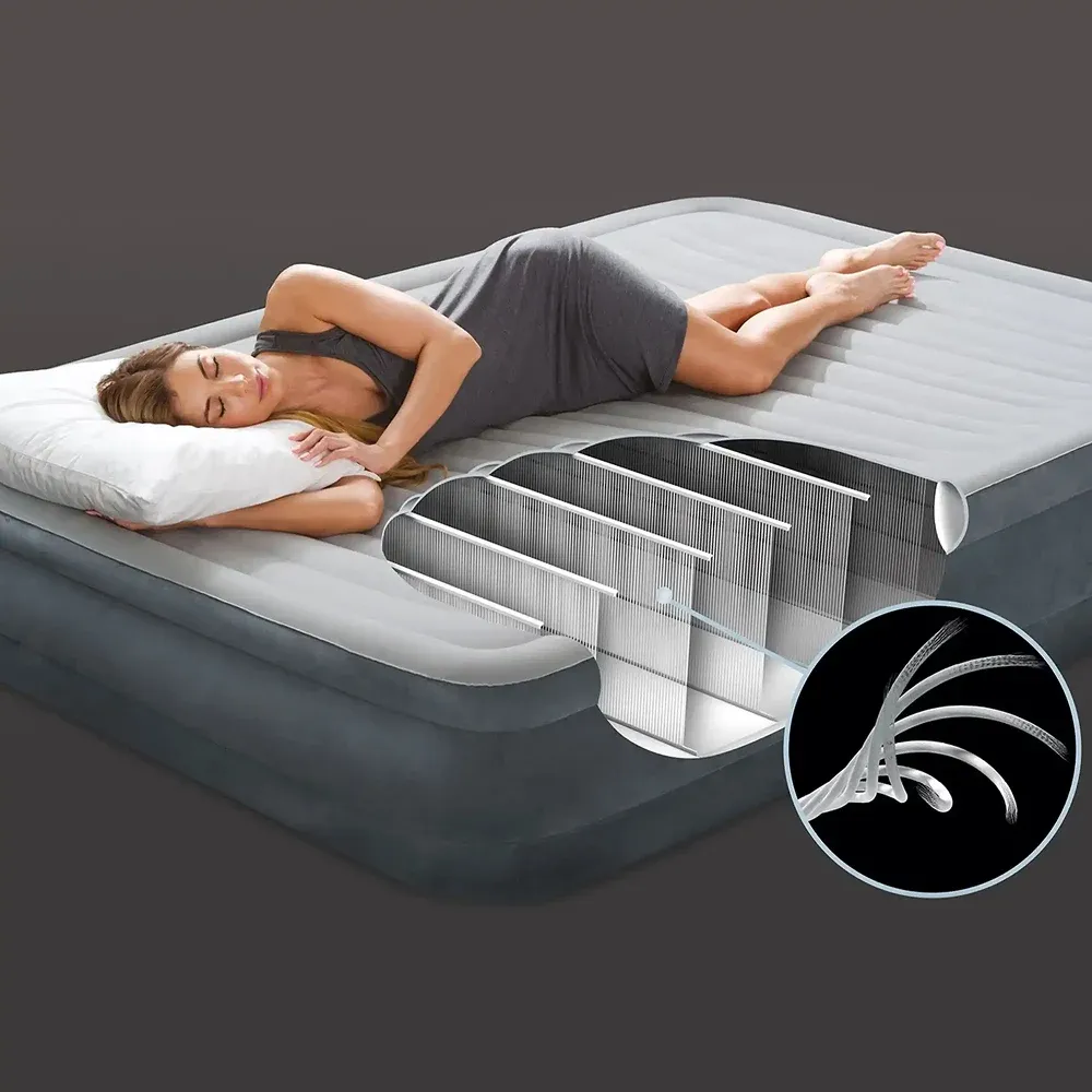 Надувная кровать Queen Comfort-Plush со встроенным насосом, 152×203×46 см, макс. 272 кг, Интекс (64414)