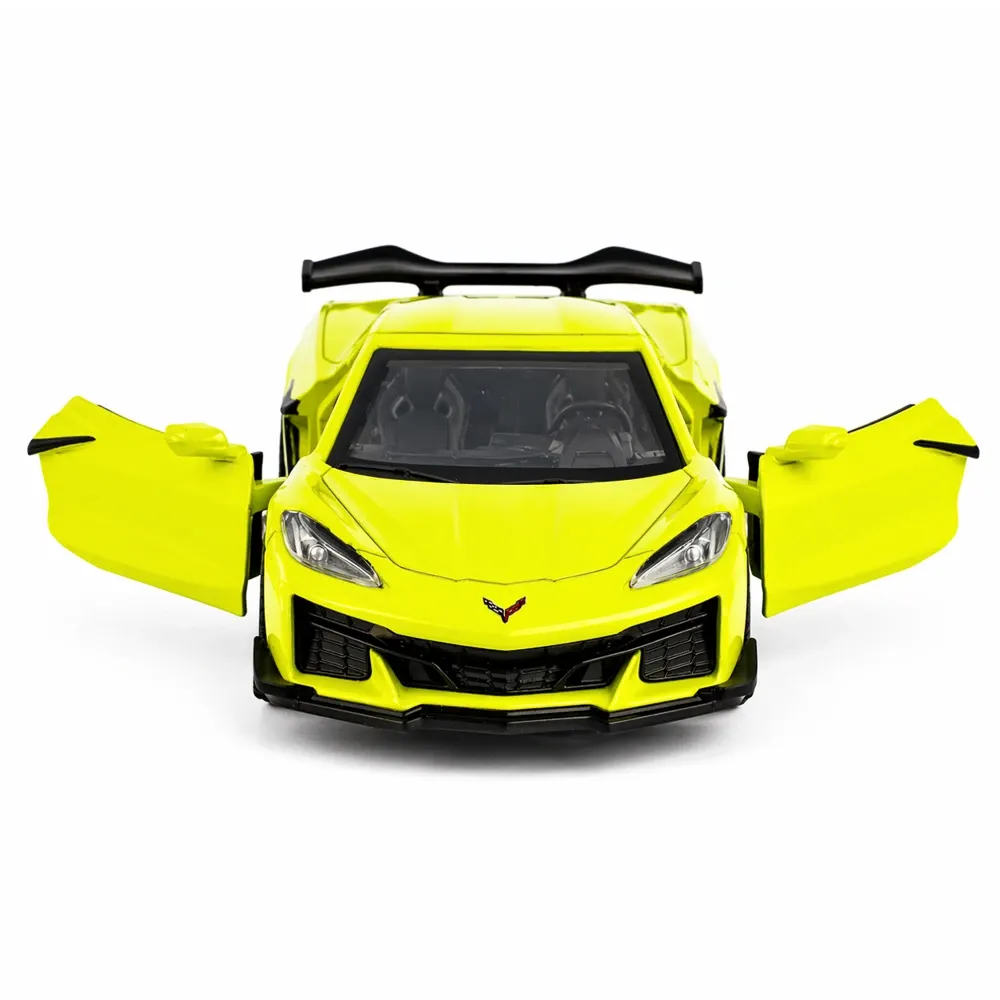 Mașină din metal Chevrolet Corvette C8 Z06 2024 scară 1:36, 3 culori, MSZ (10018)