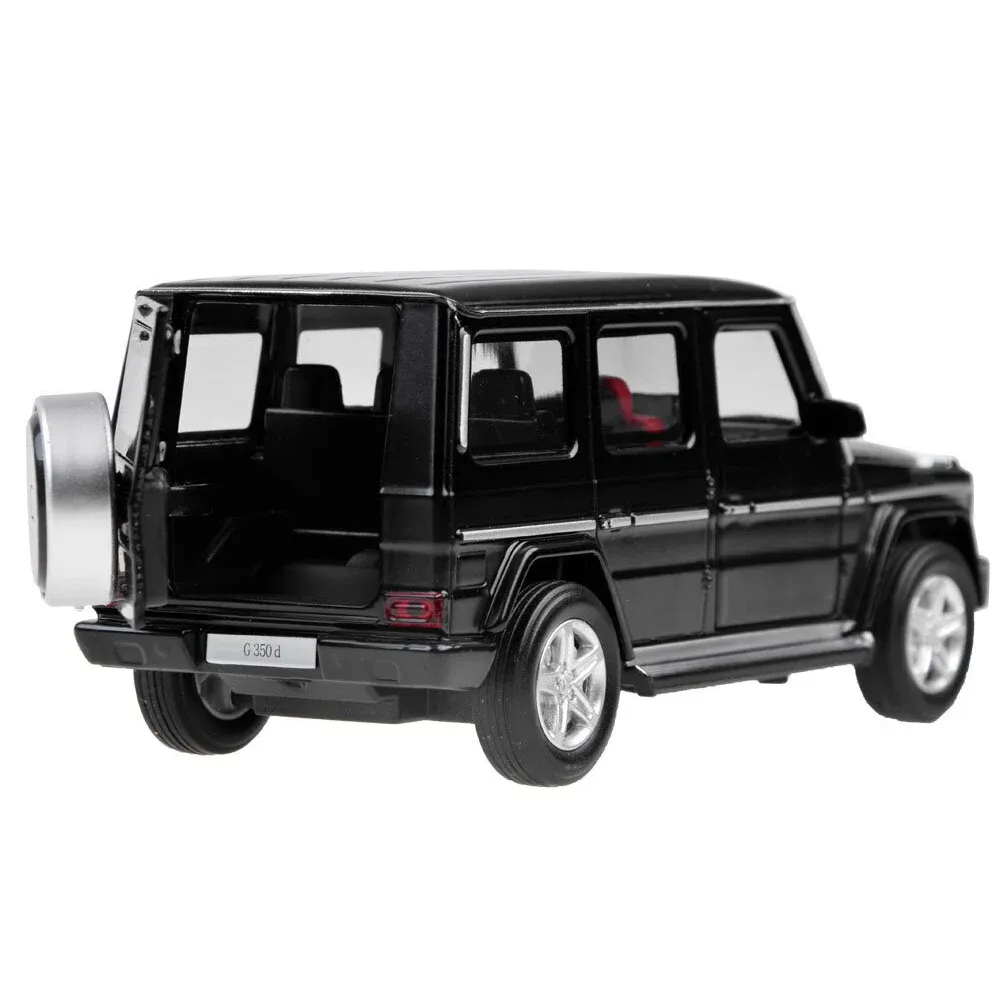 Mașină din metal 1:32 Mercedes Benz G350 cu sunete si lumini (se deschid usile) (00225)