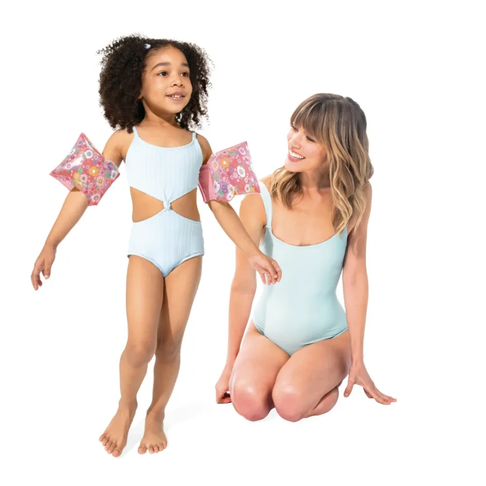 Надувные ласты для плавания Sweet Blossom, 23×15 см, 3–6 лет, Intex (56669)